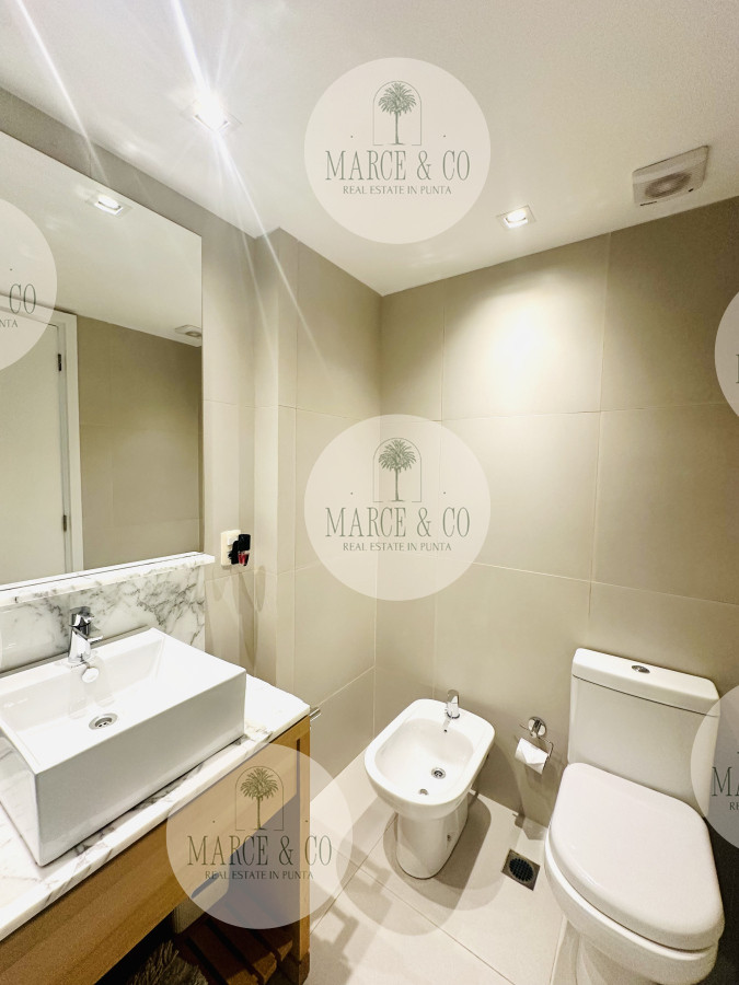 Apartamento ID.1431 - Venta OPORTUNIDAD de exclusivo departamento de tres dormitorios y Parrillero en Punta Ballena