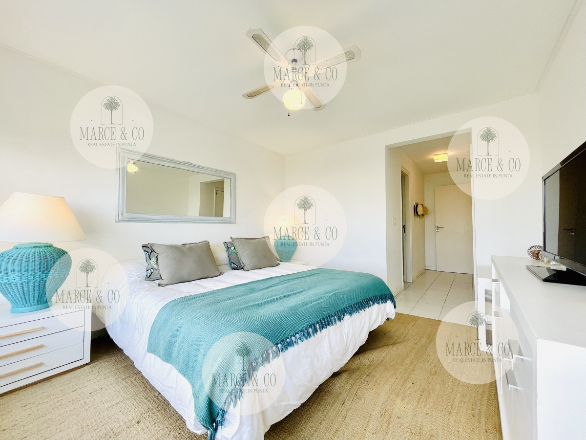 Apartamento ID.542 - Maravilloso Penthouse de 3 Dormitorios y Parrillero en Montoya, La Barra