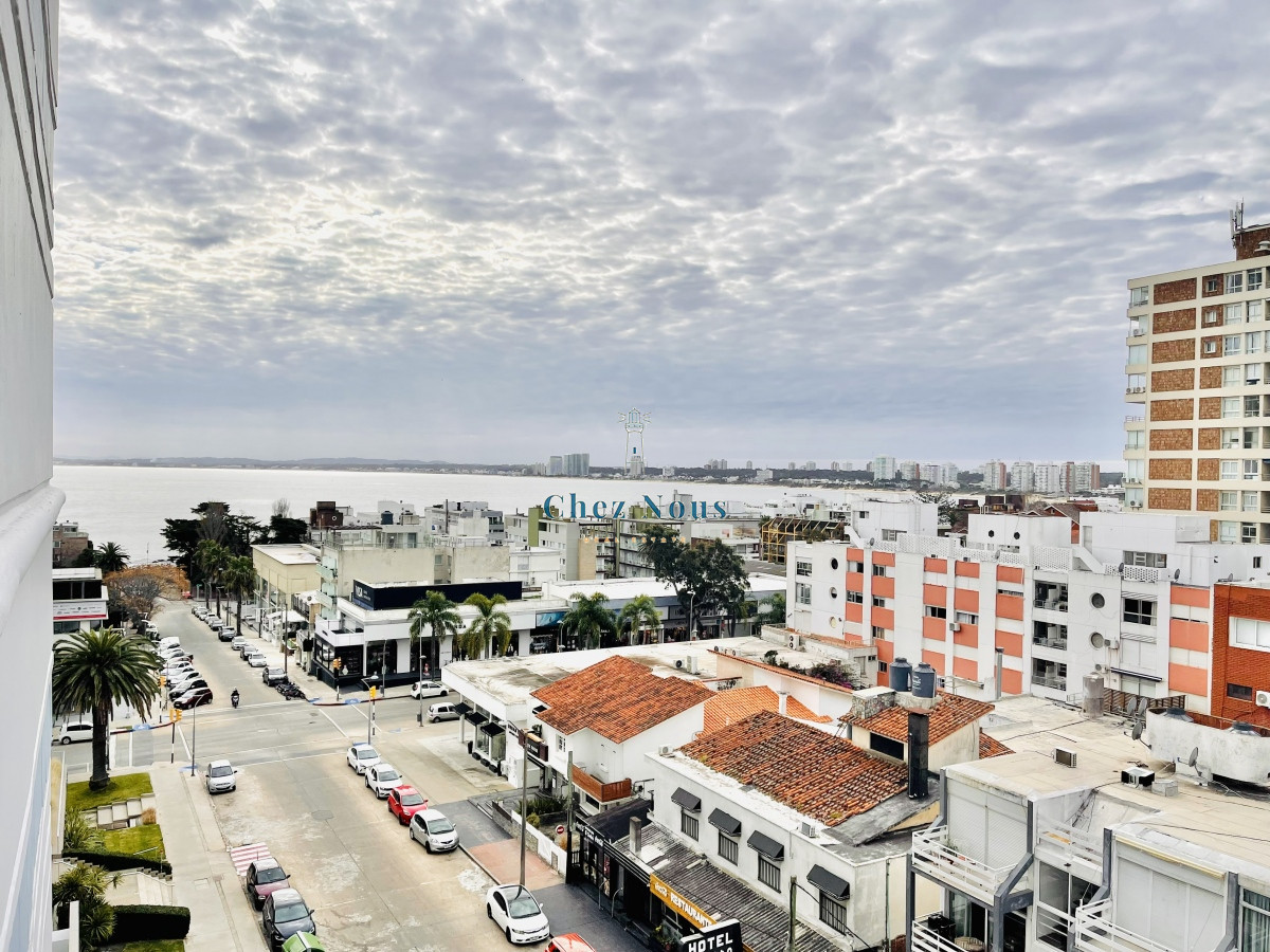 Apartamento ID.1968 - Venta de apartamento de 1 Dormitorio en el corazón de la Península, Punta del Este