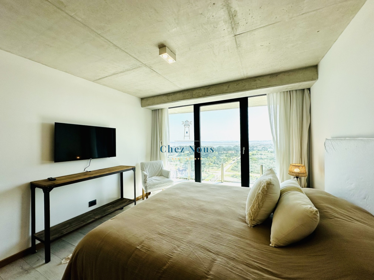 Apartamento ID.965 - Moderno Apartamento de 1 Dormitorio en suite piso alto en Venta de Torre Surfside Village, Punta del Este