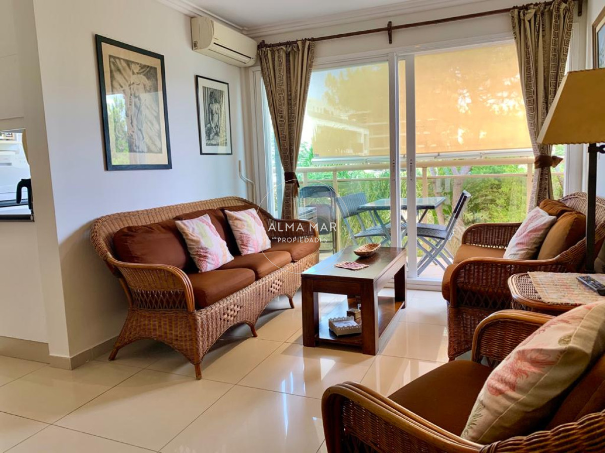 Apartamento ID.1128 - Apartamento en Punta del Este, Brava