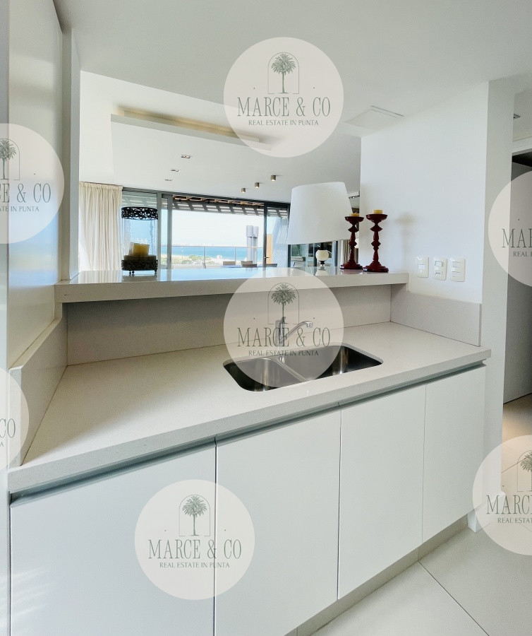 Apartamento ID.1431 - Venta OPORTUNIDAD de exclusivo departamento de tres dormitorios y Parrillero en Punta Ballena