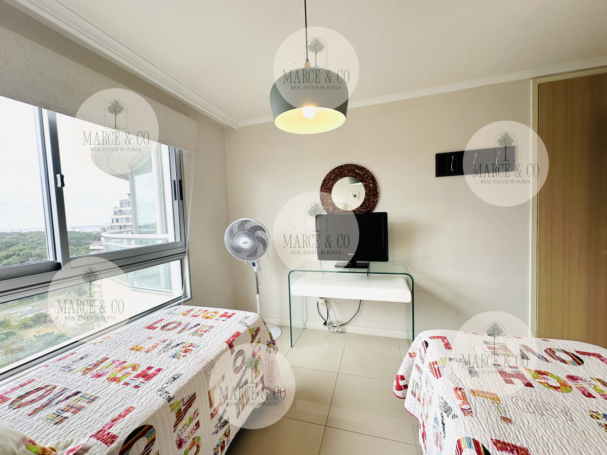 Apartamento ID.2321 - Apartamento de 3 Dormitorios en Venta, Ocean Drive Punta del Este