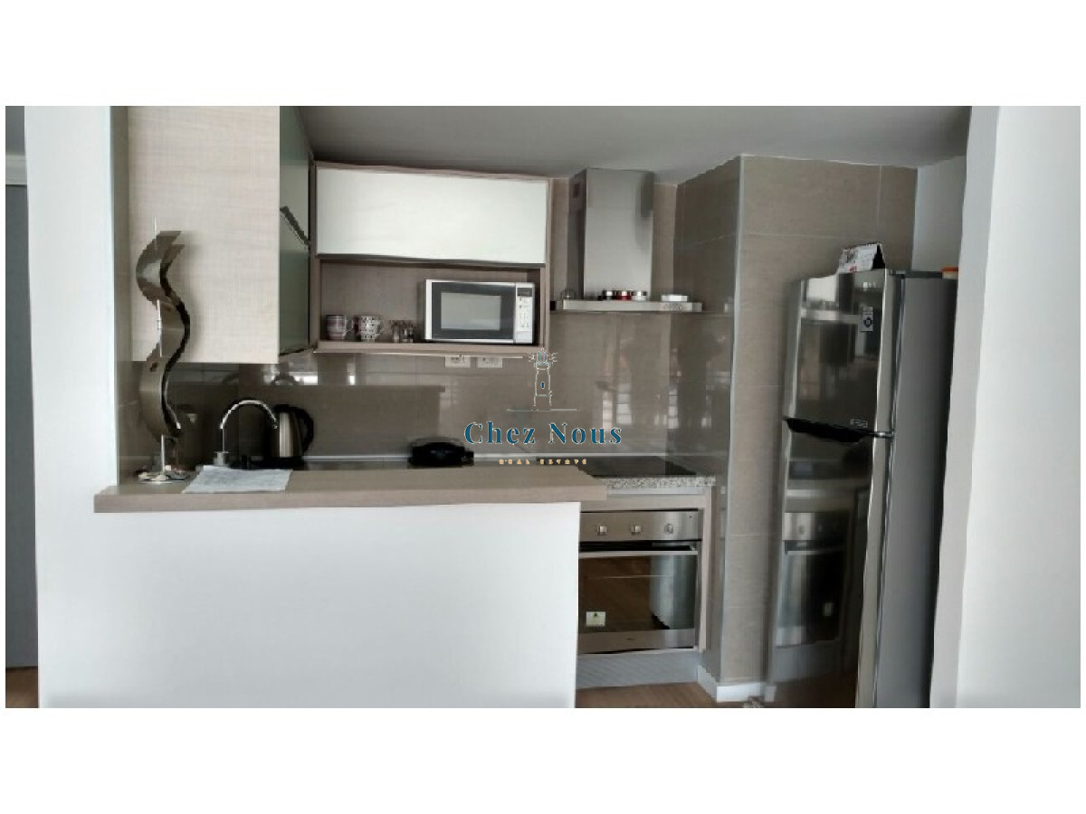 Apartamento ID.1221 - Alquiler temporal de apartamento de dos dormitorios con dos baños en Playa Mansa, Punta del Este