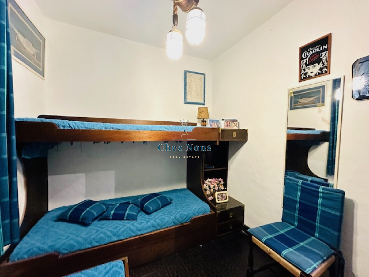 Apartamento ID.562 - Venta de apartamento de 3 dormitorios y 2 baños a metros del Mar en Playa Mansa