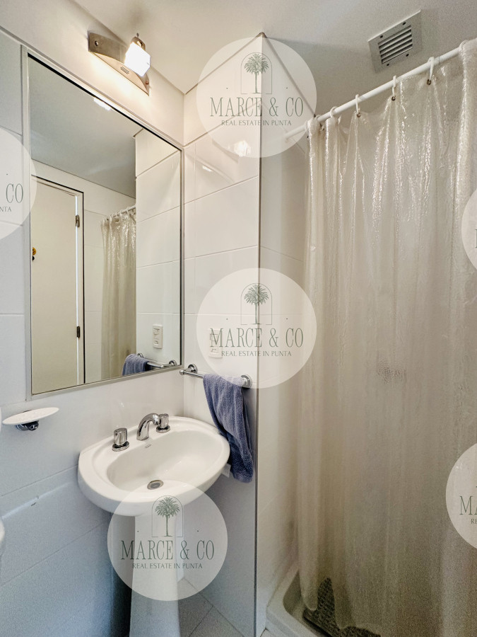 Apartamento ID.2198 - Oportunidad en Venta! Apartamento sobre playa Brava de 3 Dormitorios más Dependencia, Torre Le Parc