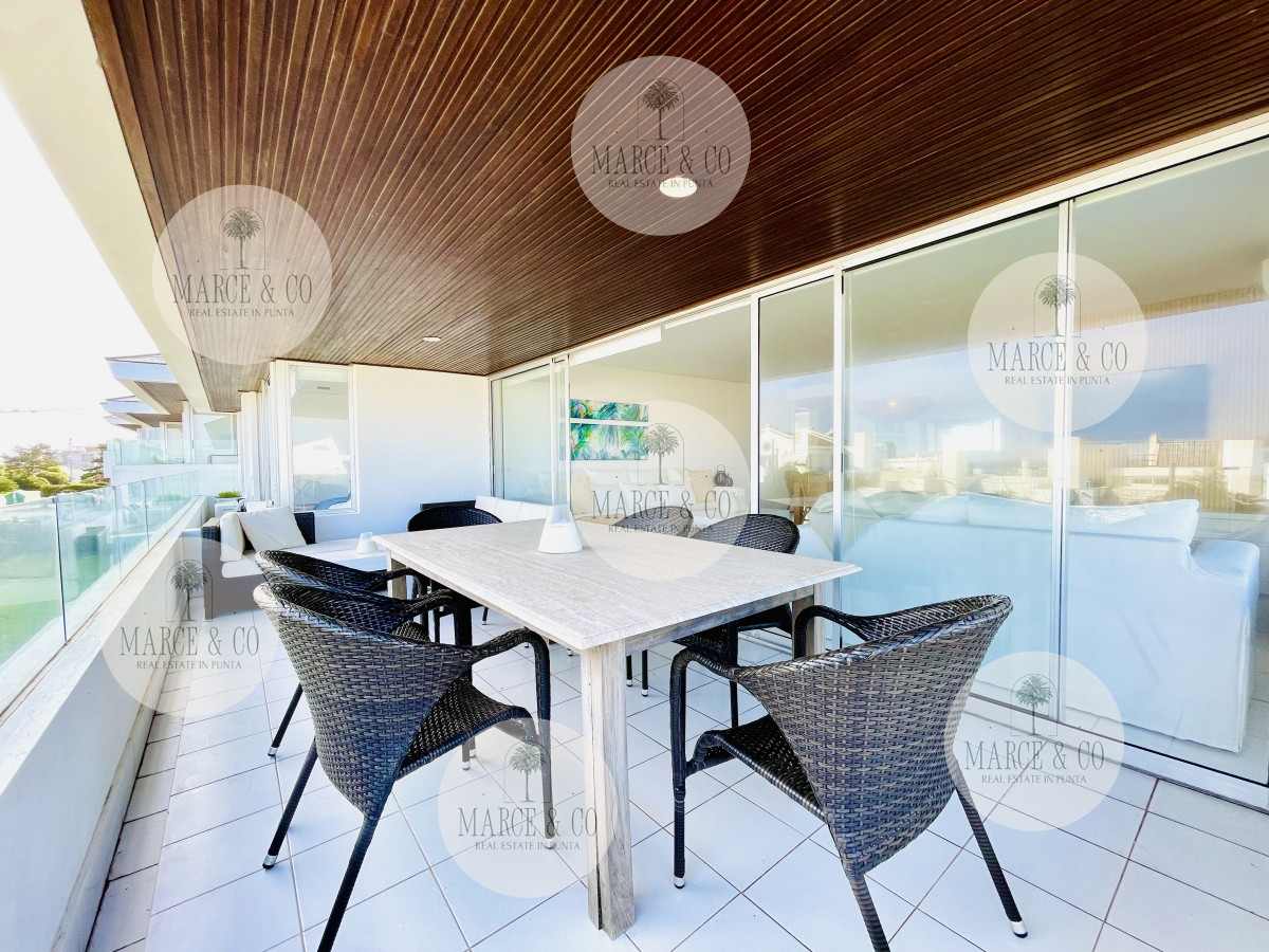 Apartamento ID.542 - Maravilloso Penthouse de 3 Dormitorios y Parrillero en Montoya, La Barra