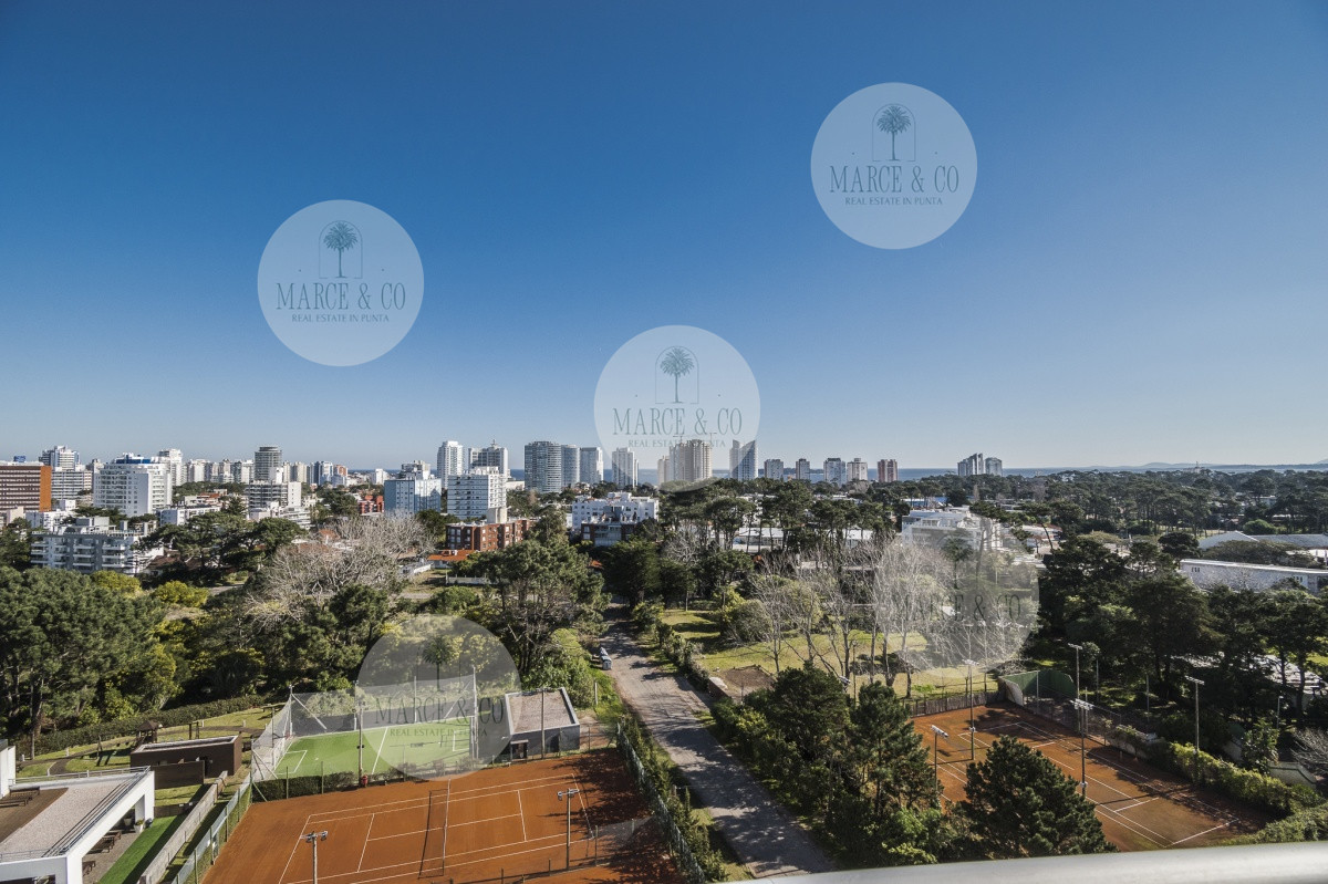 Apartamento ID.2126 - Oportunidad en Venta! Apartamento de 2 Dormitorios en Ocean Drive, Punta del Este