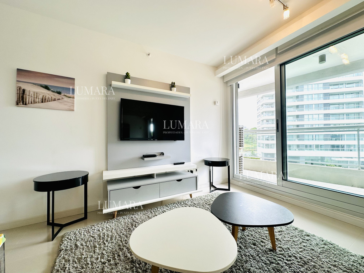 Apartamento ID.587 - Apartamento de 1 Dormitorio en playa Brava, Punta del Este