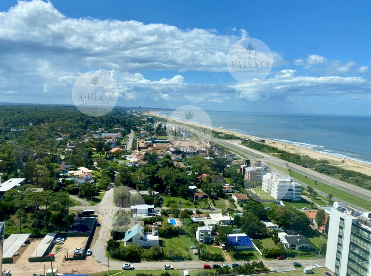 Apartamento ID.2548 - Alquiler temporal de apartamento piso alto de 2 dormitorios más servicio en playa brava 
