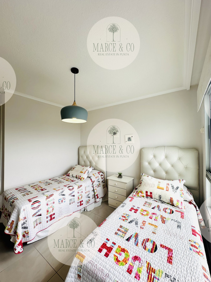 Apartamento ID.2321 - Apartamento de 3 Dormitorios en Venta, Ocean Drive Punta del Este