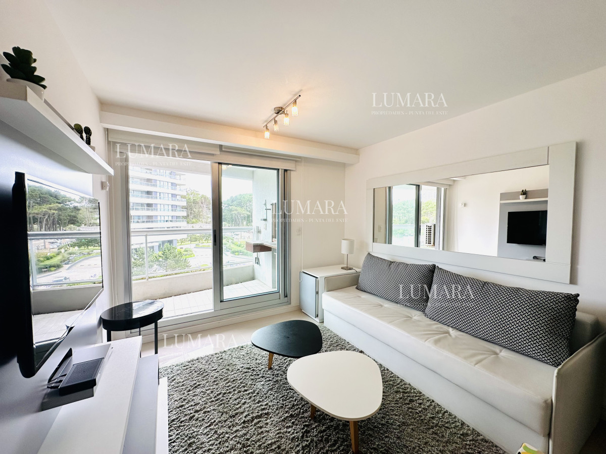 Apartamento ID.587 - Apartamento de 1 Dormitorio en playa Brava, Punta del Este
