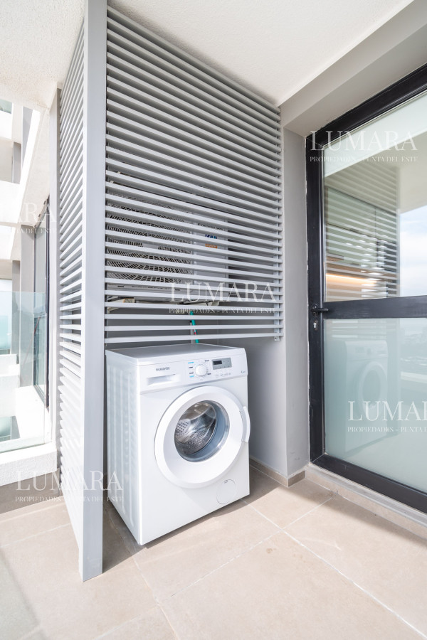 Apartamento ID.2330 - Moderno Apartamento de 3 Dormitorios en Suite, zona Hotel Enjoy, Punta del Este