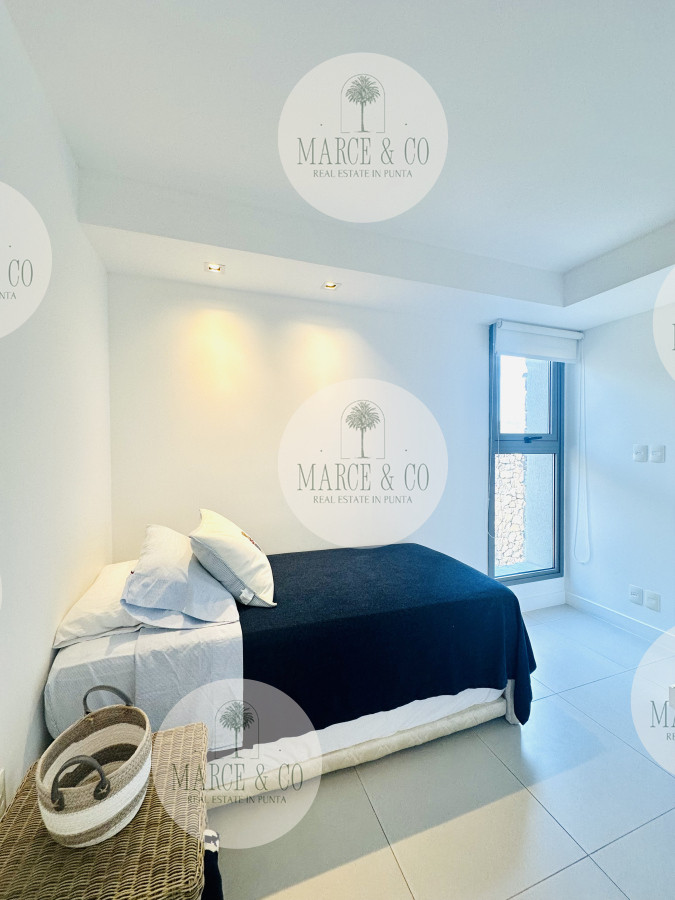 Apartamento ID.1431 - Venta OPORTUNIDAD de exclusivo departamento de tres dormitorios y Parrillero en Punta Ballena