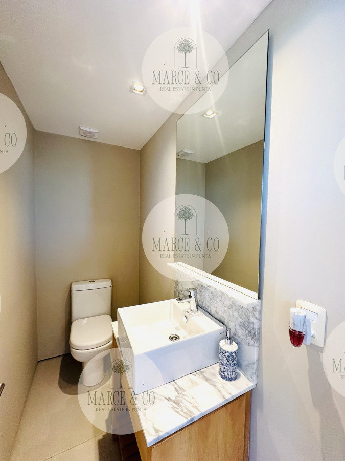 Apartamento ID.1431 - Venta OPORTUNIDAD de exclusivo departamento de tres dormitorios y Parrillero en Punta Ballena