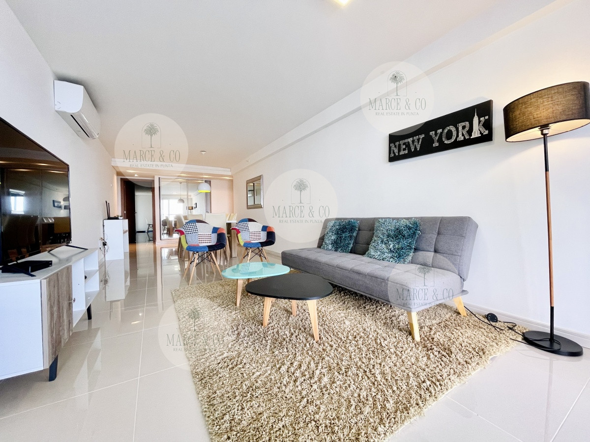 Apartamento ID.2430 - Apartamento de 2 Dormitorios y Parrillero con Vista al Mar en Playa Brava, Look Tower