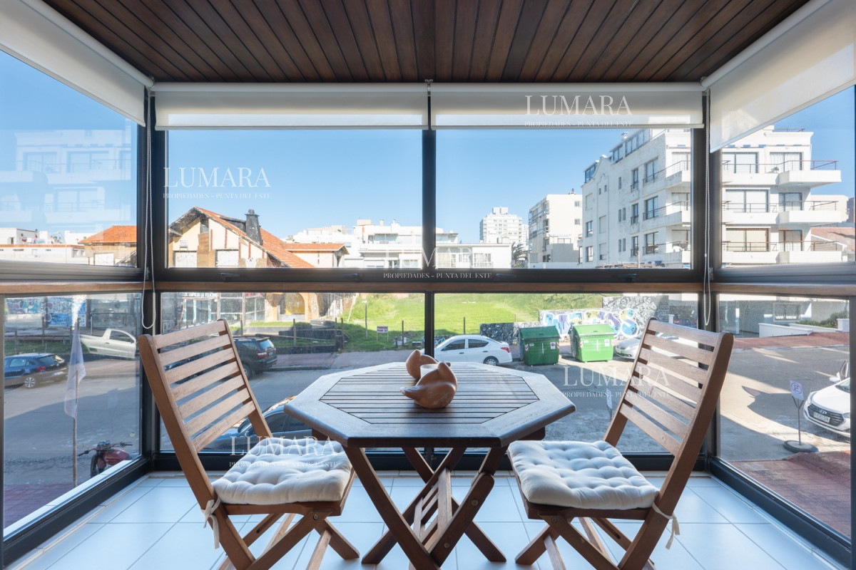 Apartamento ID.1234 - Apartamento de 2 Dormitorios frente al Mar, en Venta, Península de Punta del Este