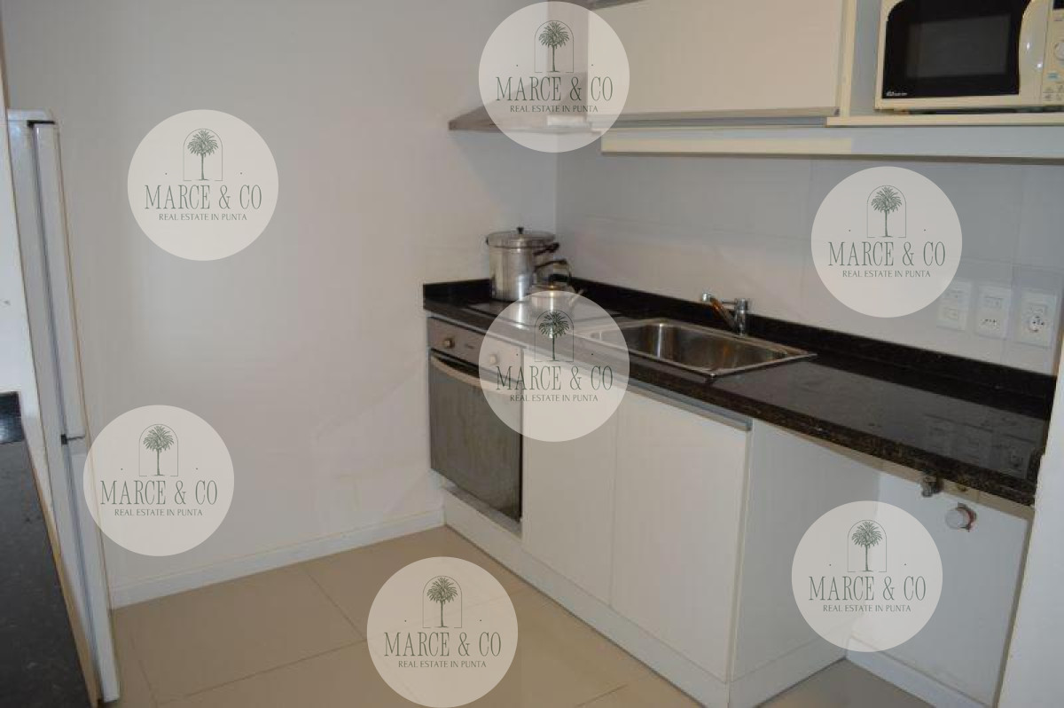 Apartamento ID.1621 - Muy Buen Apartamento de 2 Dormitorios en Aidy Grill, Punta del Este