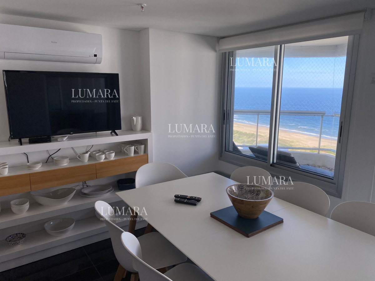 Apartamento ID.2731 - Venta de gran apartamento de 3 dormitorios con parrillero propio en Playa Brava, Punta del Este