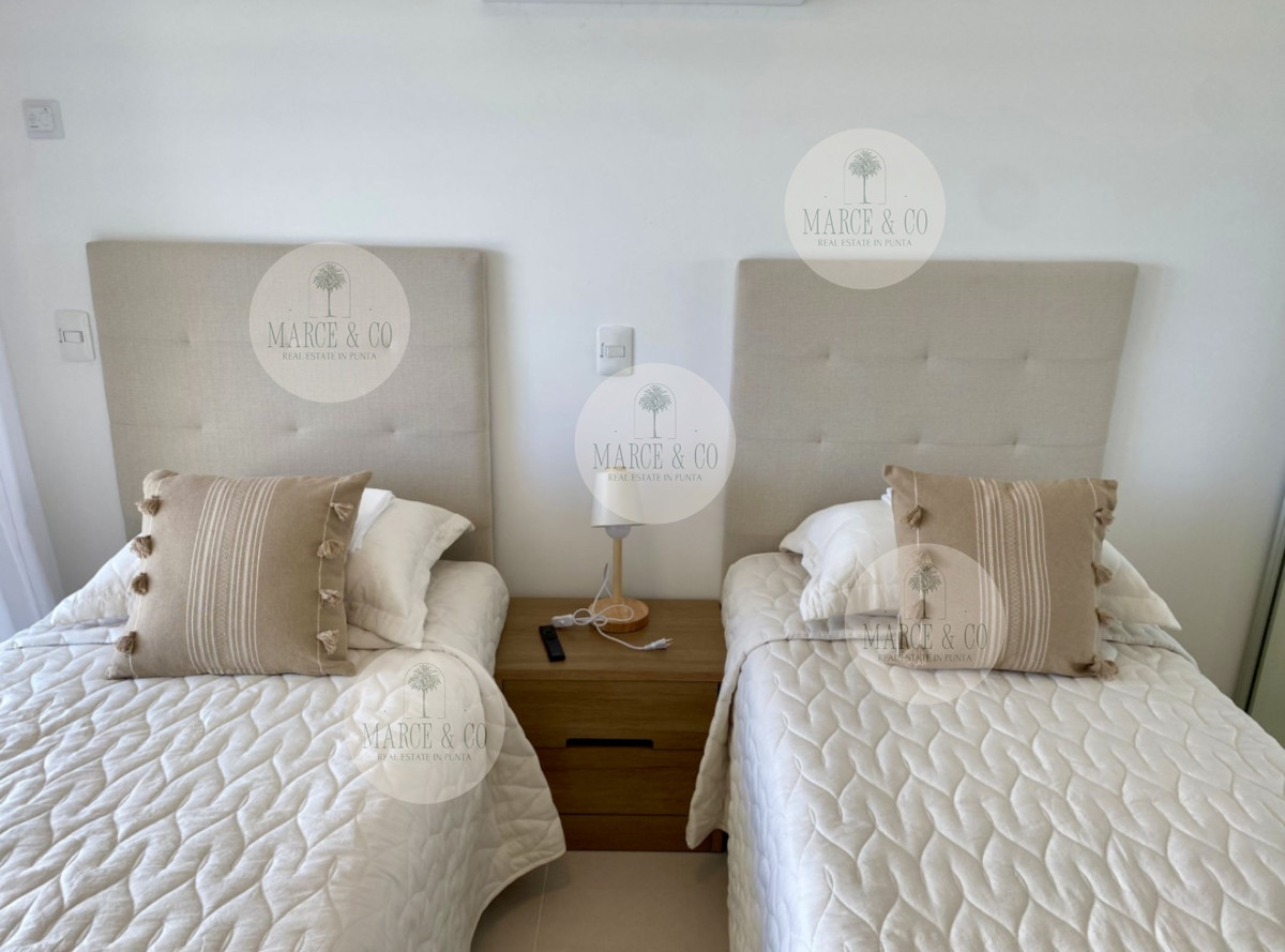 Apartamento ID.2548 - Alquiler temporal de apartamento piso alto de 2 dormitorios más servicio en playa brava 