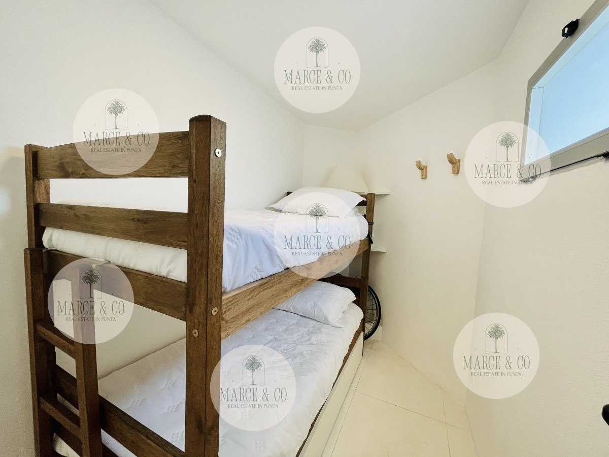 Apartamento ID.542 - Maravilloso Penthouse de 3 Dormitorios y Parrillero en Montoya, La Barra