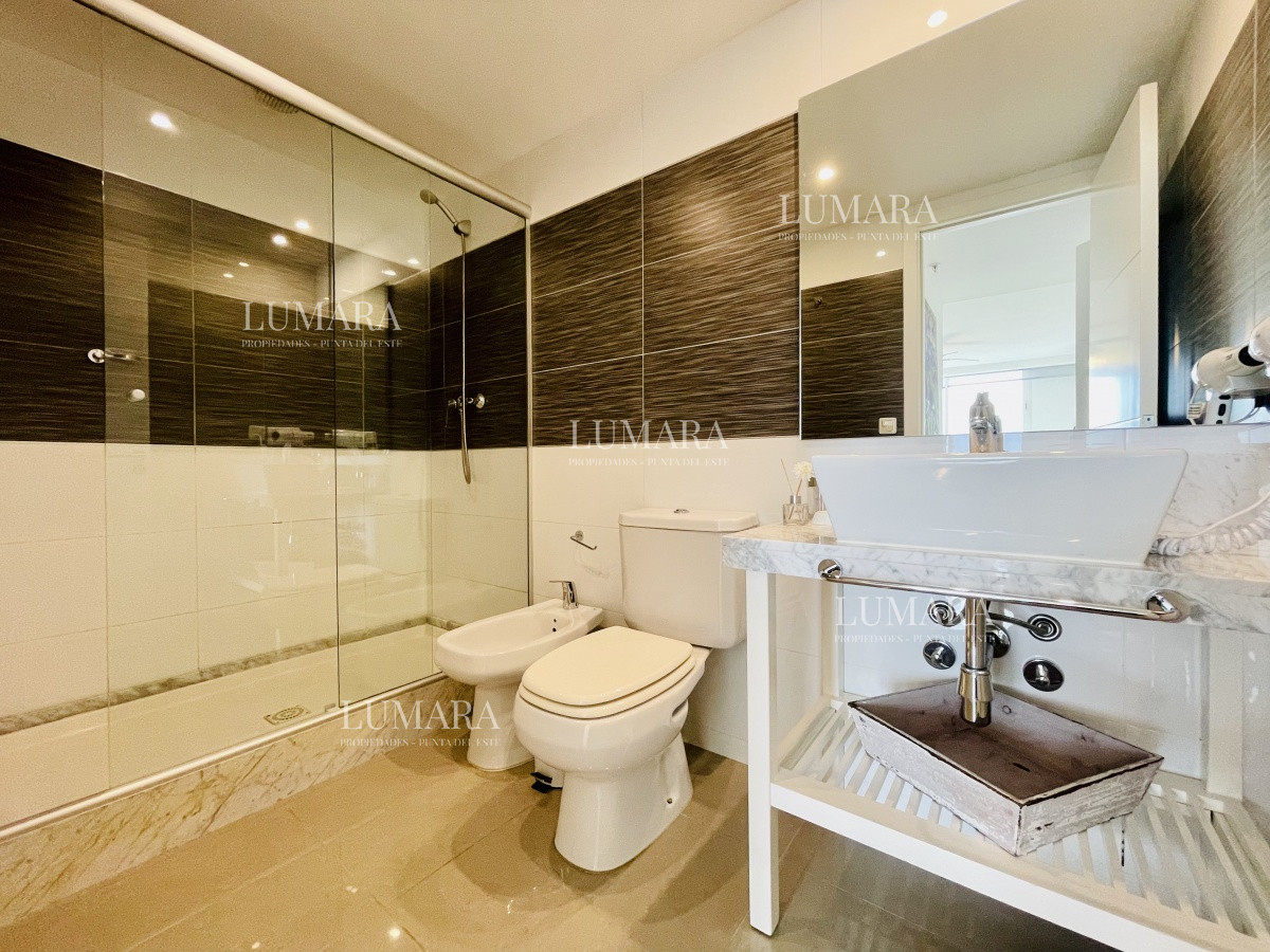 Apartamento ID.3154 - Alquiler temporario y venta de apartamento Penthouse en torre One, Playa Brava