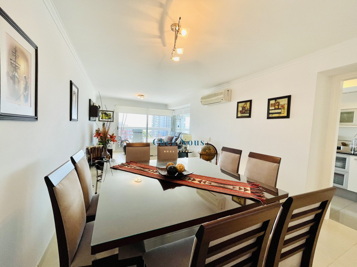 Apartamento ID.2120 - Apartamento de 2 Dormitorios y Parrillero a Pocos Metros de Playa Mansa
