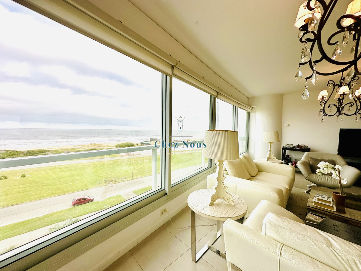 Apartamento ID.1000 - Oportunidad en Venta y Alquiler temporal de maravilloso departamento esquinero en Torre Le Parc, Playa Brava, Punta del Este