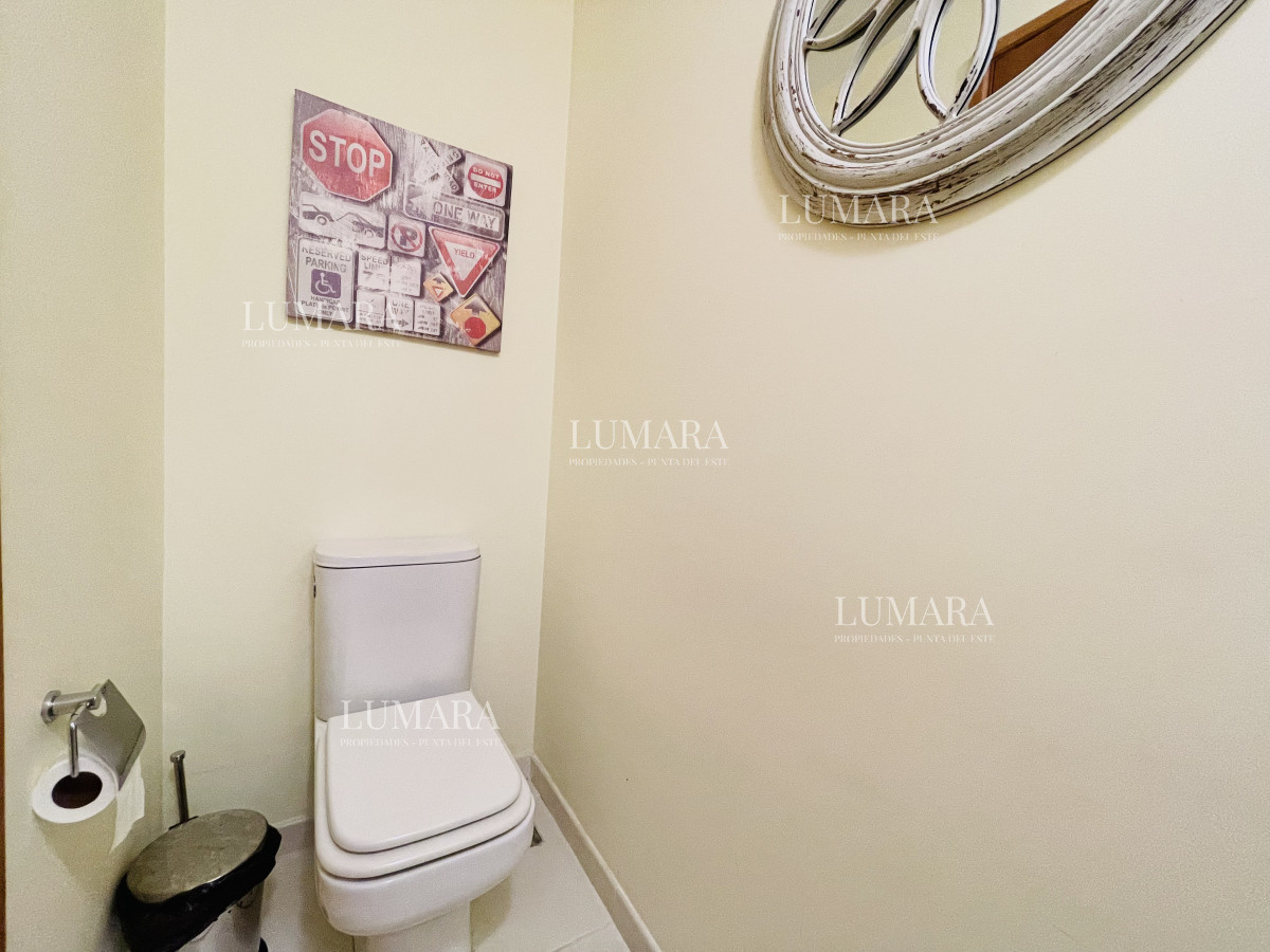 Apartamento ID.509 - Excelente Apartamento de 2 Dormitorios con Vista al Mar, Playa Mansa