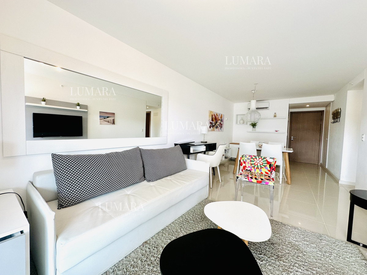 Apartamento ID.587 - Apartamento de 1 Dormitorio en playa Brava, Punta del Este