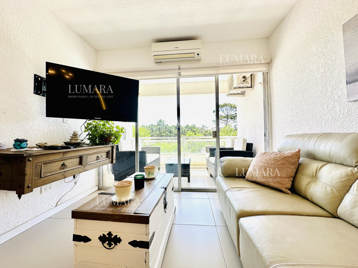 Apartamento ID.867 - Apartamento en alquiler de 2 dormitorios con 2 baños sobre Roosevelt, Punta del Este