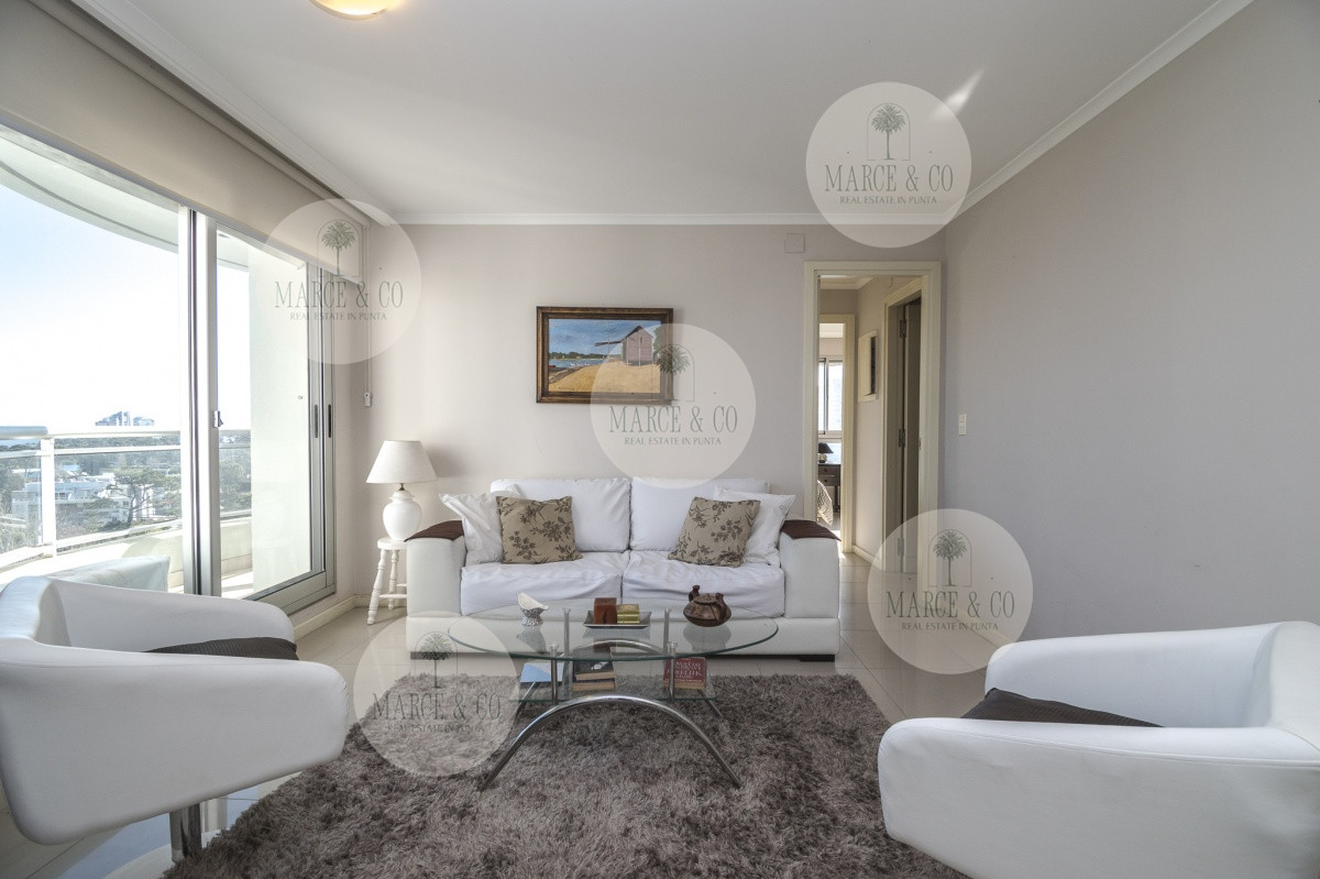 Apartamento ID.2126 - Oportunidad en Venta! Apartamento de 2 Dormitorios en Ocean Drive, Punta del Este