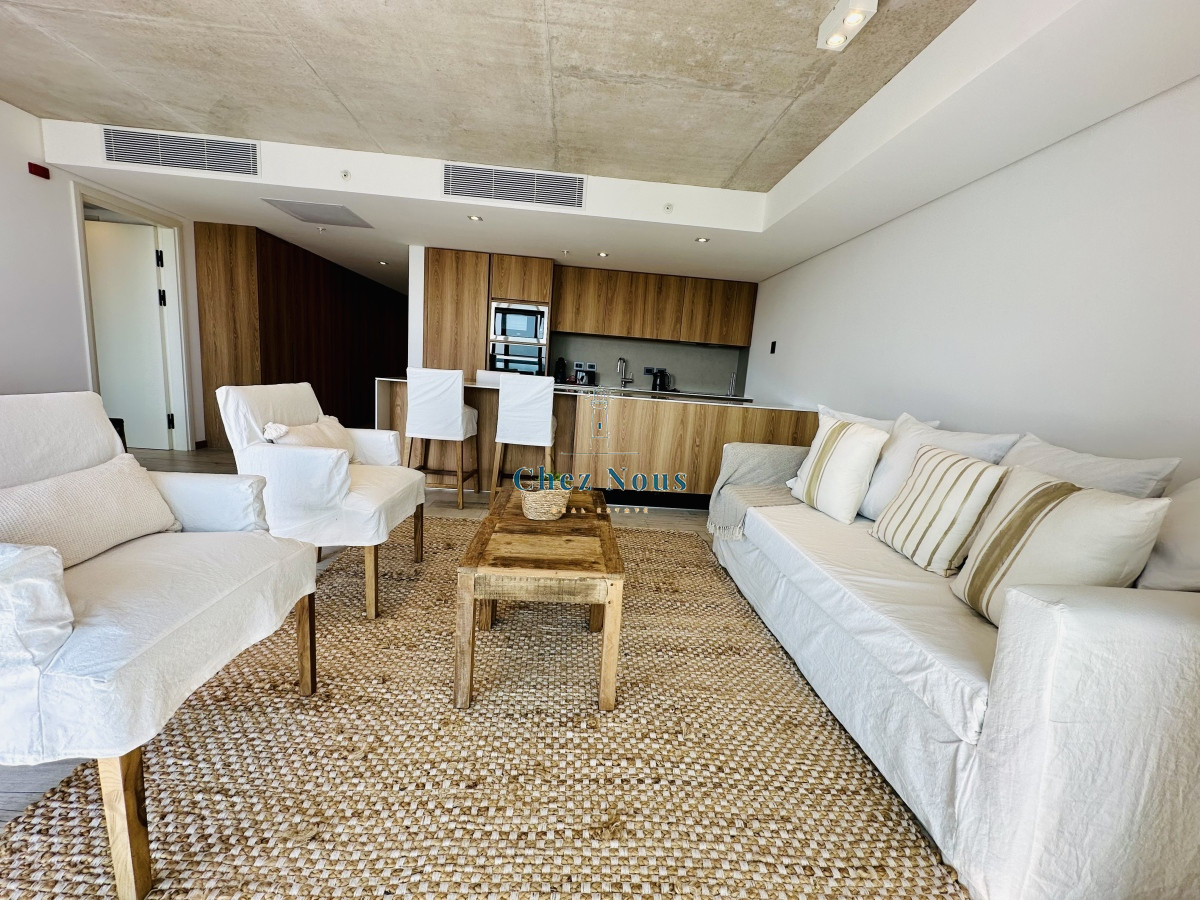 Apartamento ID.965 - Moderno Apartamento de 1 Dormitorio en suite piso alto en Venta de Torre Surfside Village, Punta del Este
