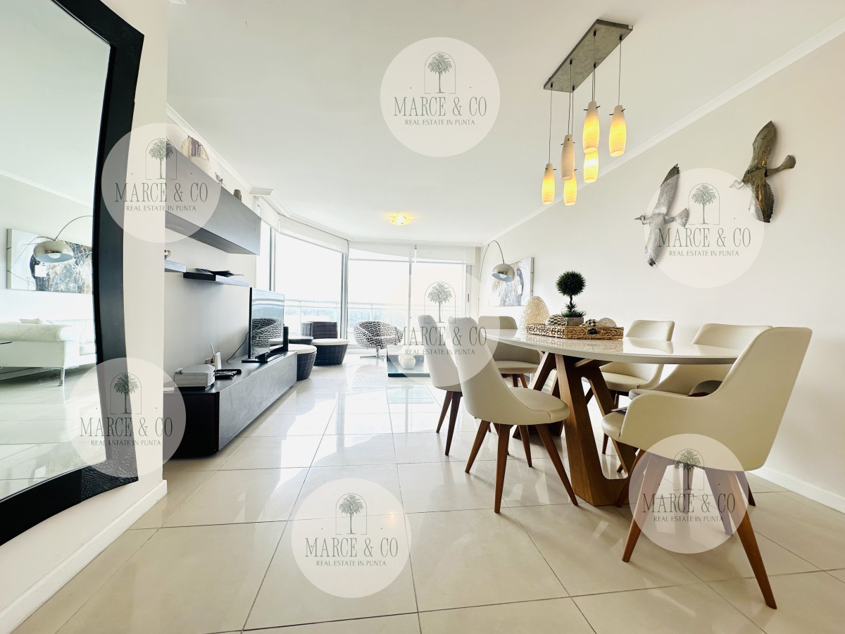 Apartamento ID.2321 - Apartamento de 3 Dormitorios en Venta, Ocean Drive Punta del Este