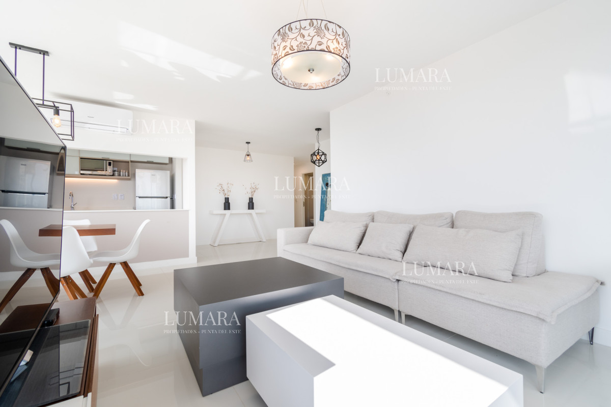 Apartamento ID.2330 - Moderno Apartamento de 3 Dormitorios en Suite, zona Hotel Enjoy, Punta del Este