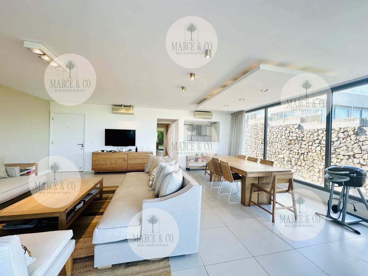 Apartamento ID.1431 - Venta OPORTUNIDAD de exclusivo departamento de tres dormitorios y Parrillero en Punta Ballena