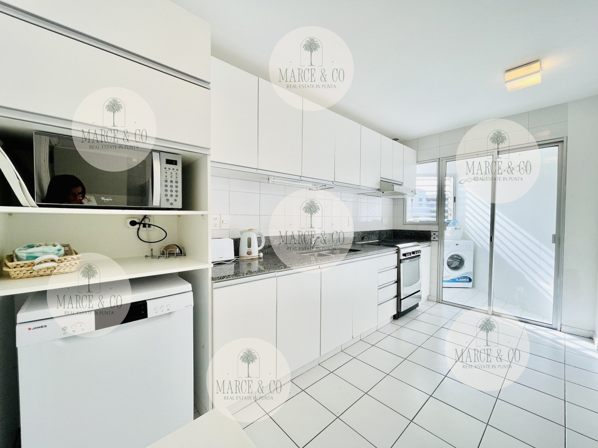 Apartamento ID.542 - Maravilloso Penthouse de 3 Dormitorios y Parrillero en Montoya, La Barra