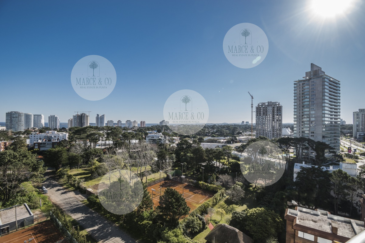 Apartamento ID.2126 - Oportunidad en Venta! Apartamento de 2 Dormitorios en Ocean Drive, Punta del Este