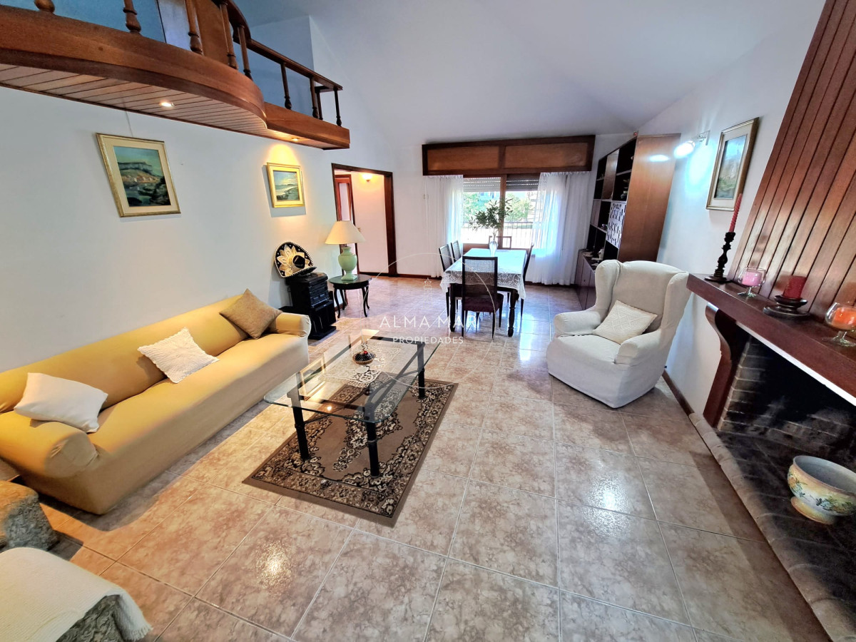 Casa ID.408 - Gran casa de 4 Dormitorios en Aidy Grill, Punta del Este