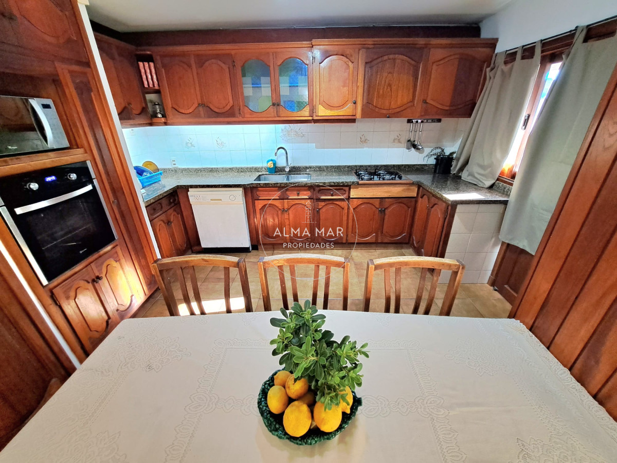 Casa ID.408 - Gran casa de 4 Dormitorios en Aidy Grill, Punta del Este