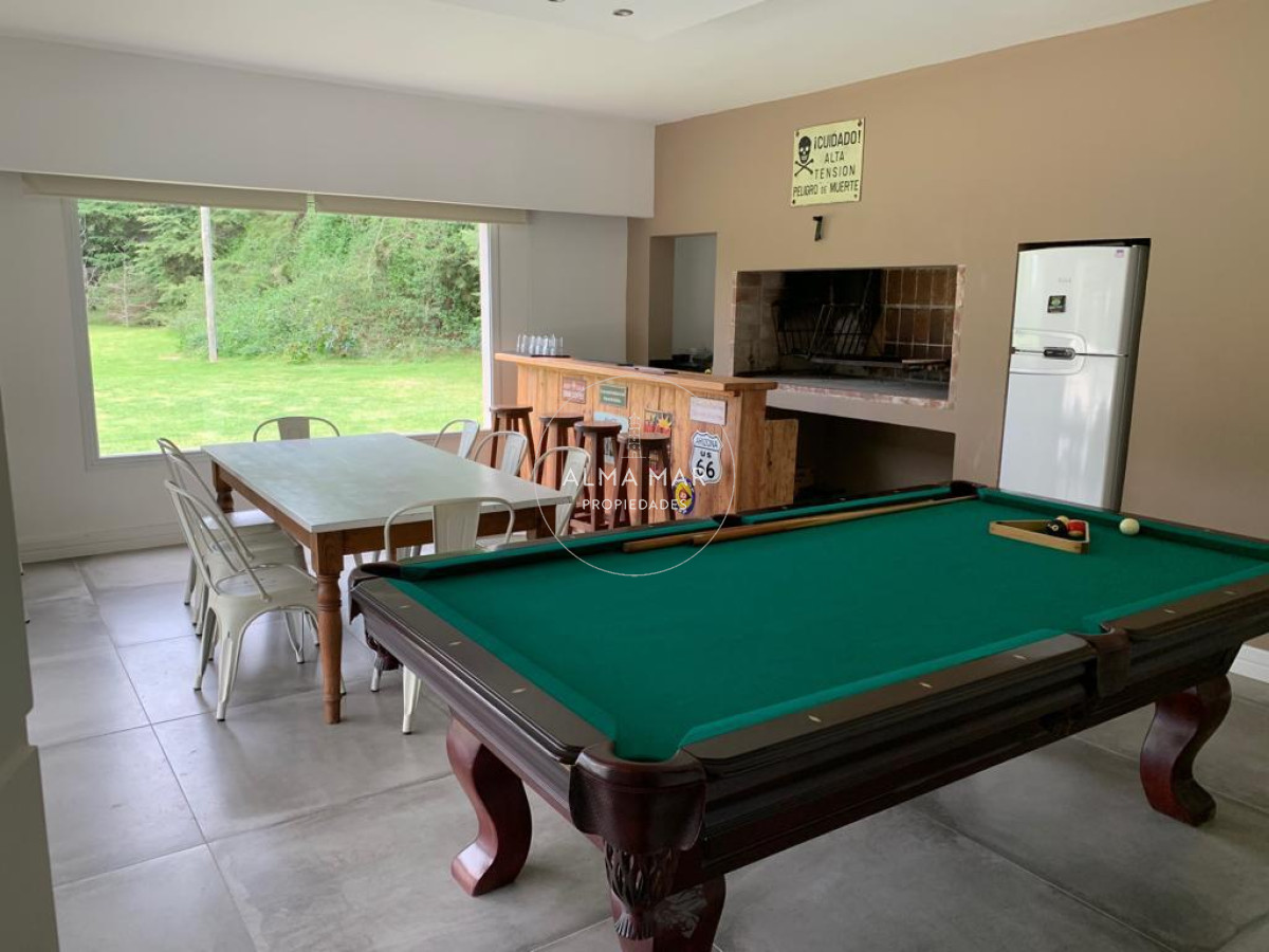 Casa ID.94 - Moderna Casa de 4 Dormitorios en el Golf - Punta del Este