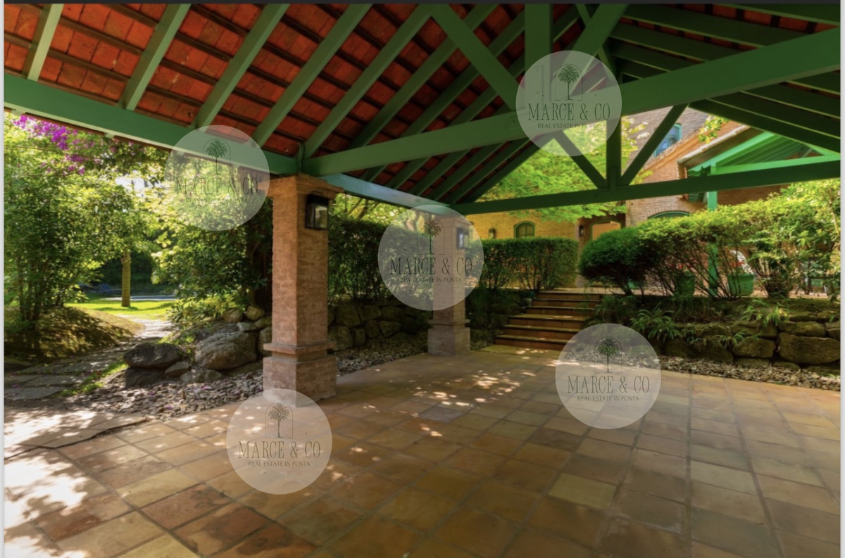 Casa ID.530 - Gran casa en alquiler de temporada 5 dormitorios mas piscina en Montoya