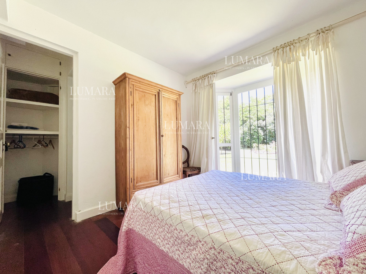 Casa ID.719 - Excelente Casa de 4 Dormitorios en Playa Brava, Punta del Este