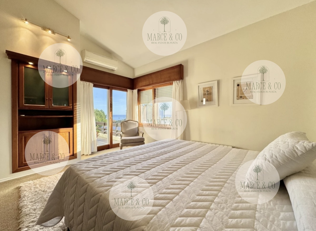 Casa ID.2282 - Moderna Casa de 4 Dormitorios en Playa Mansa a 150 metros del Mar