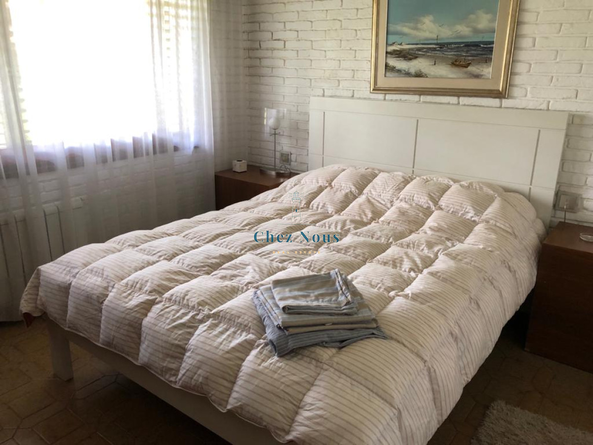 Casa ID.470 - Excelente Casa de 7 Dormitorios, Piscina, Barbacoa y Dependencia en Punta del Este