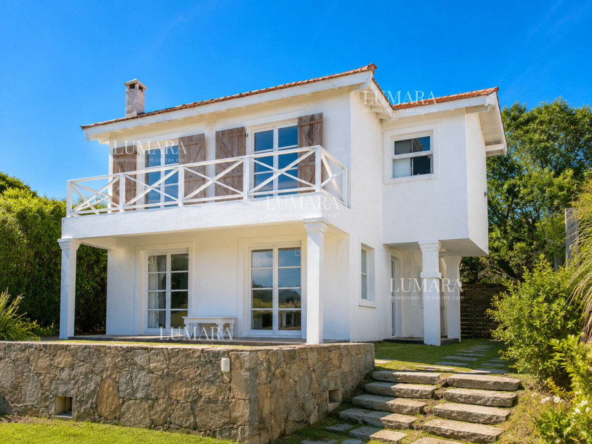 Casa ID.1409 - Excelente Casa de 4 Dormitorios con Piscina y Parrillero en Montoya, La Barra