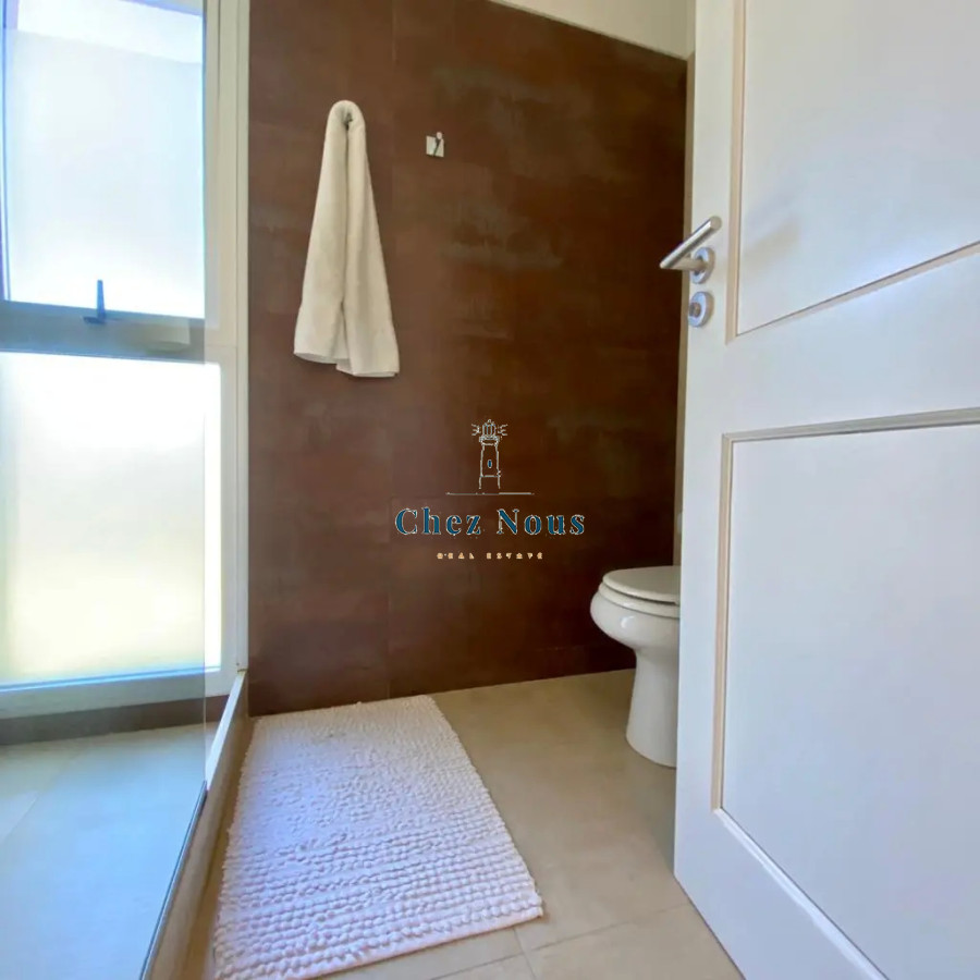 Casa ID.406 - Moderna casa de 4 Dormitorios en barrio privado, Playa Brava, Punta del Este - En Venta y Alquiler