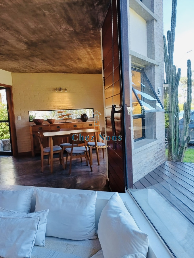 Casa ID.310 - Casa de 3 Dormitorios en Montoya, La Barra
