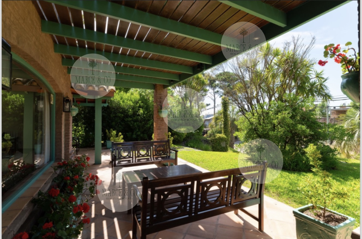 Casa ID.530 - Gran casa en alquiler de temporada 5 dormitorios mas piscina en Montoya