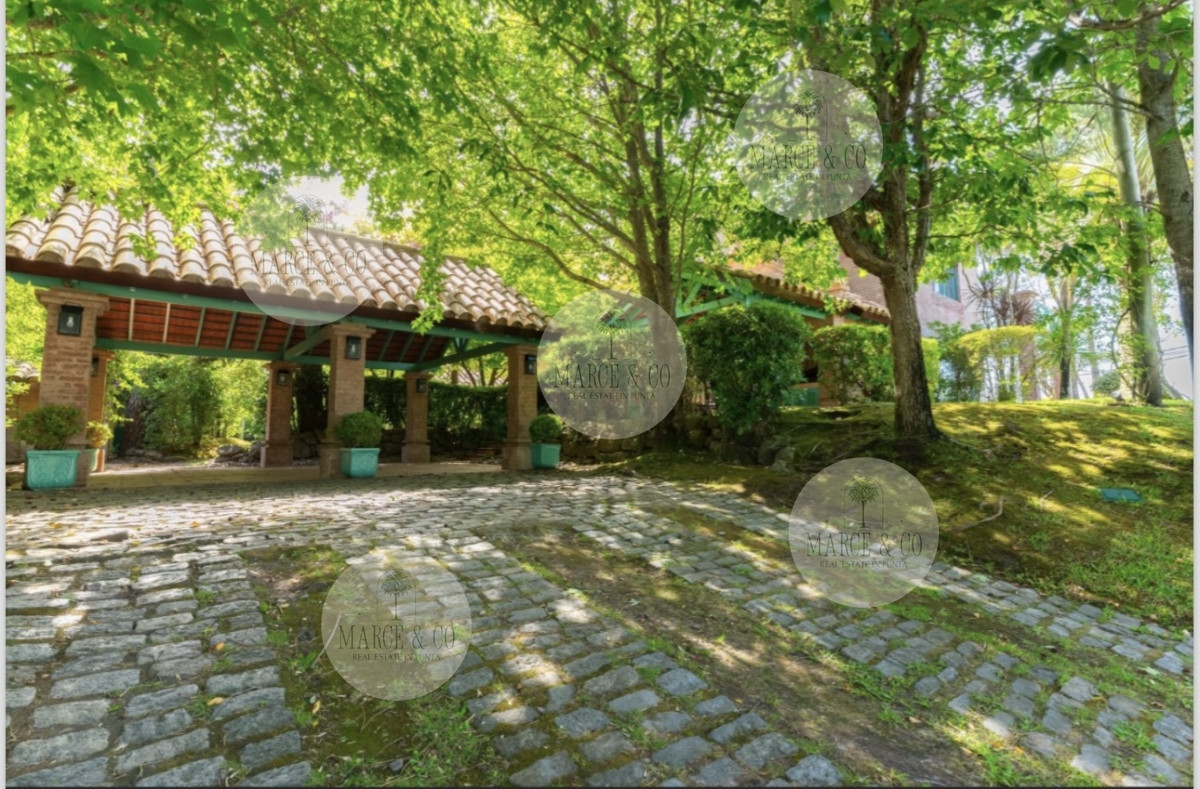 Casa ID.530 - Gran casa en alquiler de temporada 5 dormitorios mas piscina en Montoya